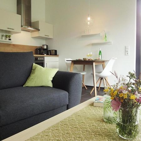 Ferienwohnung Am Moselufer Zell Eksteriør billede